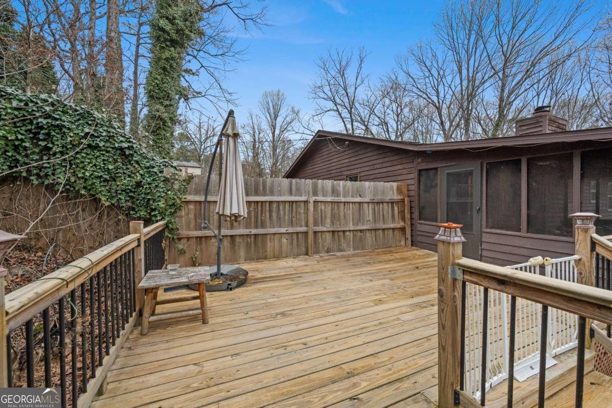 426 Riverlake Court Woodstock - Photo 38