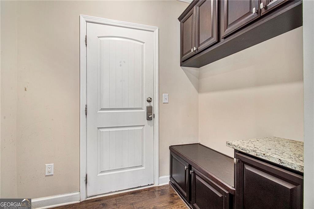 915 Elmsbrook Lane Alpharetta - Photo 18