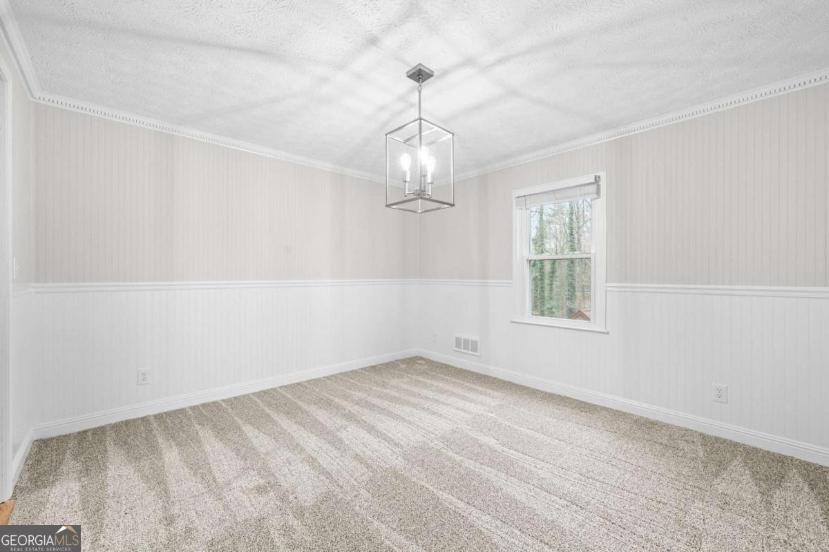 4947 Castlewood Drive Lilburn - Photo 16