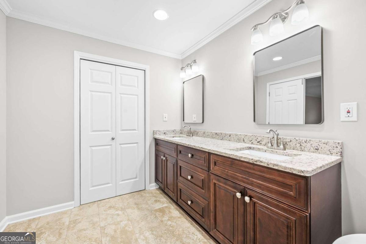 4947 Castlewood Drive Lilburn - Photo 24