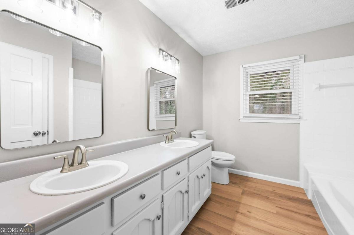 4947 Castlewood Drive Lilburn - Photo 31