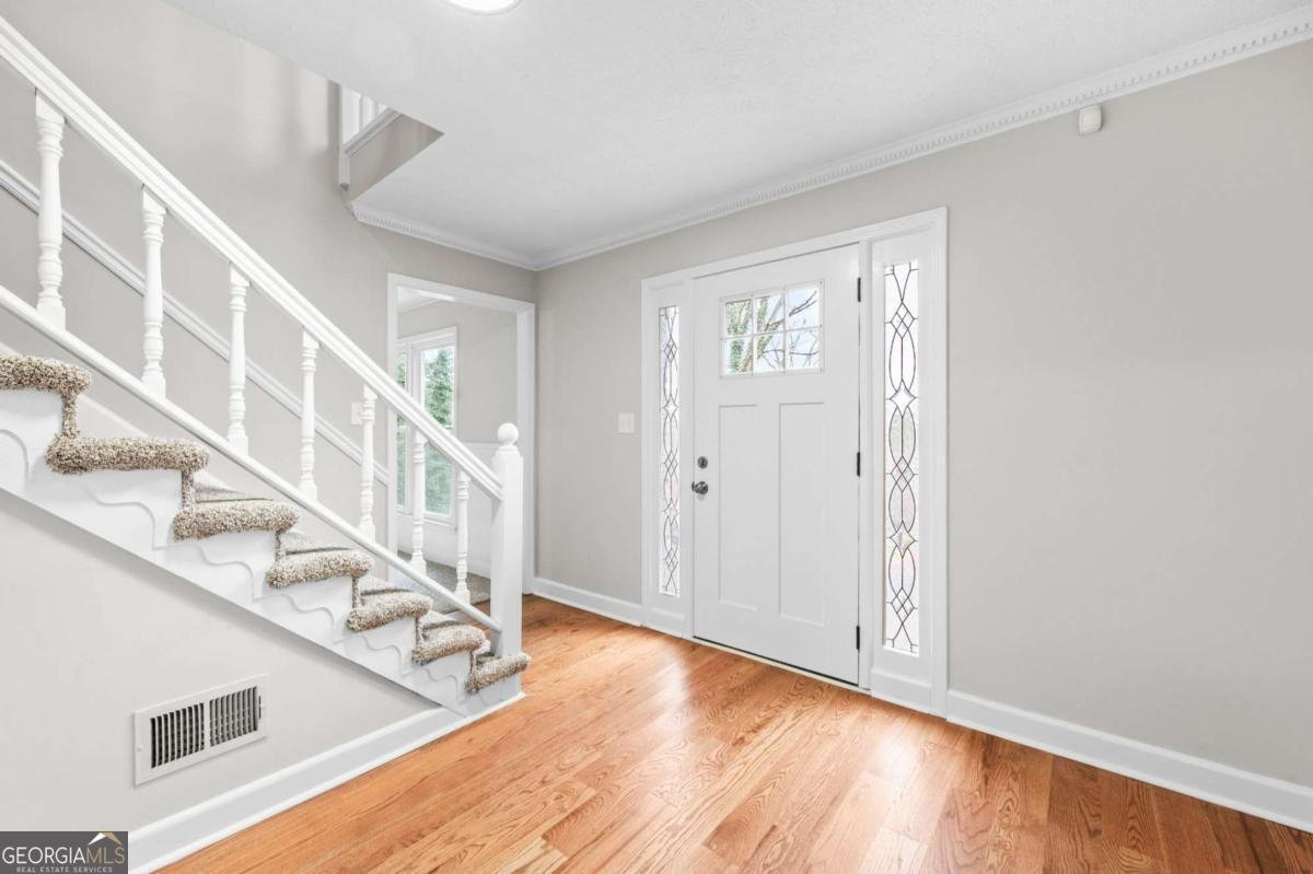 4947 Castlewood Drive Lilburn - Photo 6