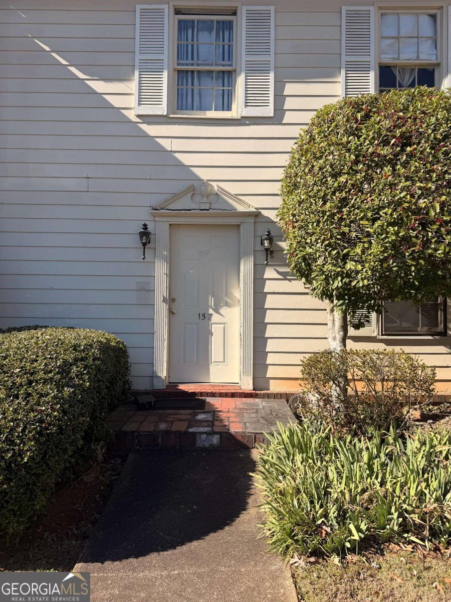 157 Glen Acres Court Decatur - Photo 1