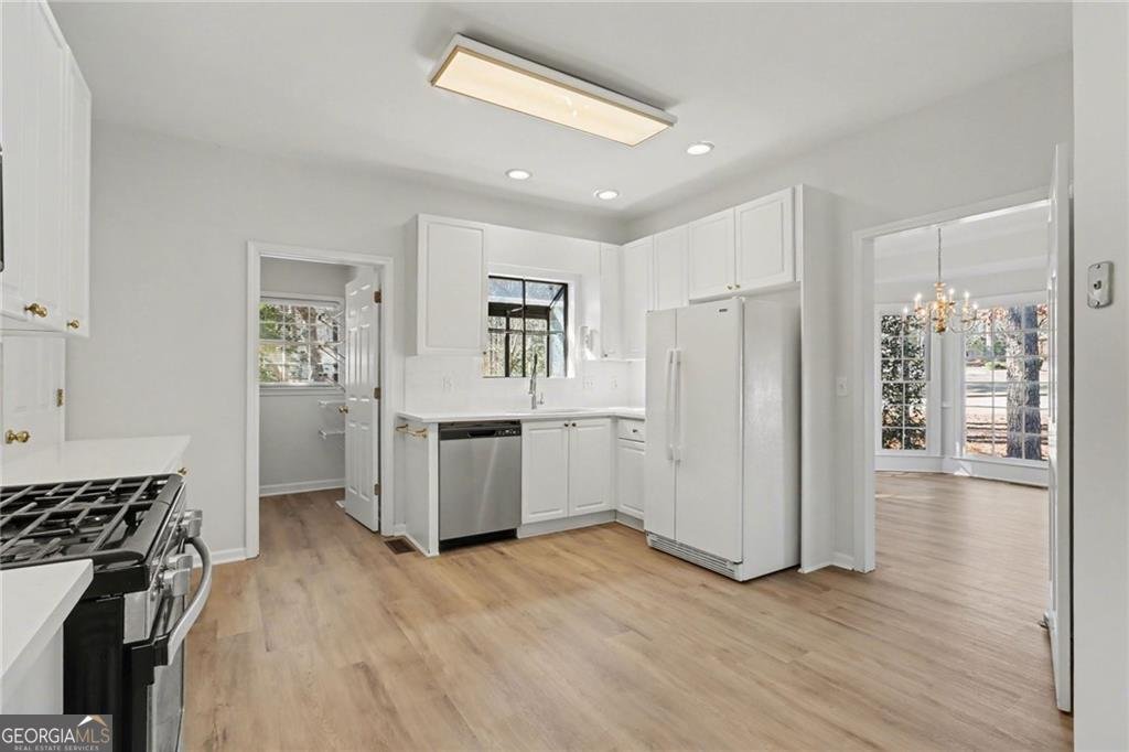 5085 Chapel Lake Circle Douglasville - Photo 7