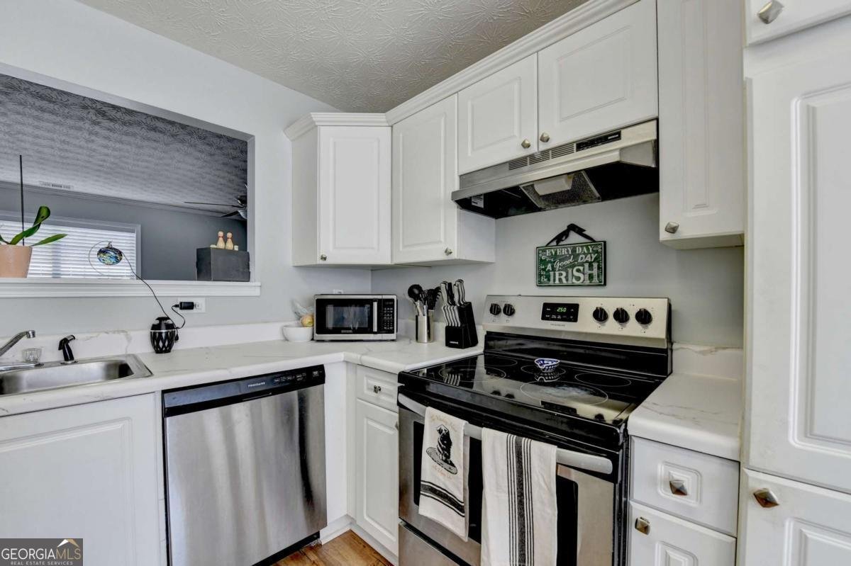 4170 Glen Iris Drive Cumming - Photo 13