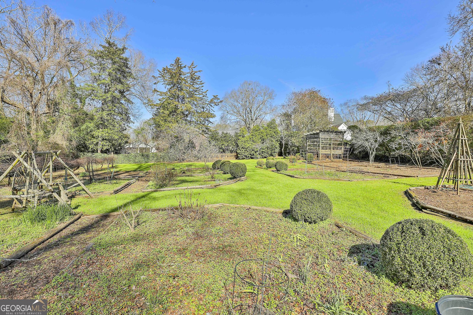 372 E College St Griffin - Photo 67