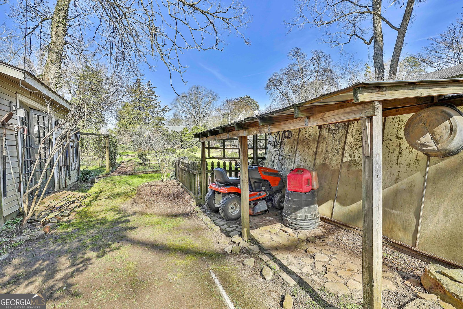 372 E College St Griffin - Photo 69