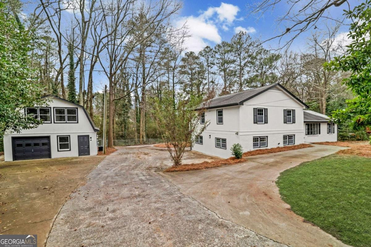 3560 Ebenezer Court Marietta - Photo 1