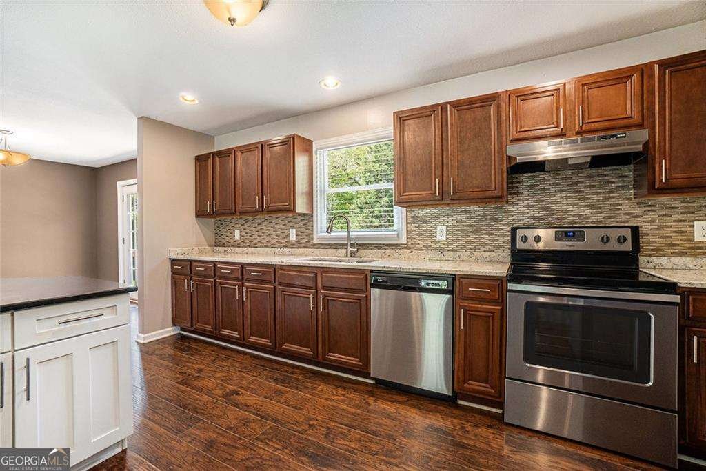 1085 Azalea Circle Marietta - Photo 8