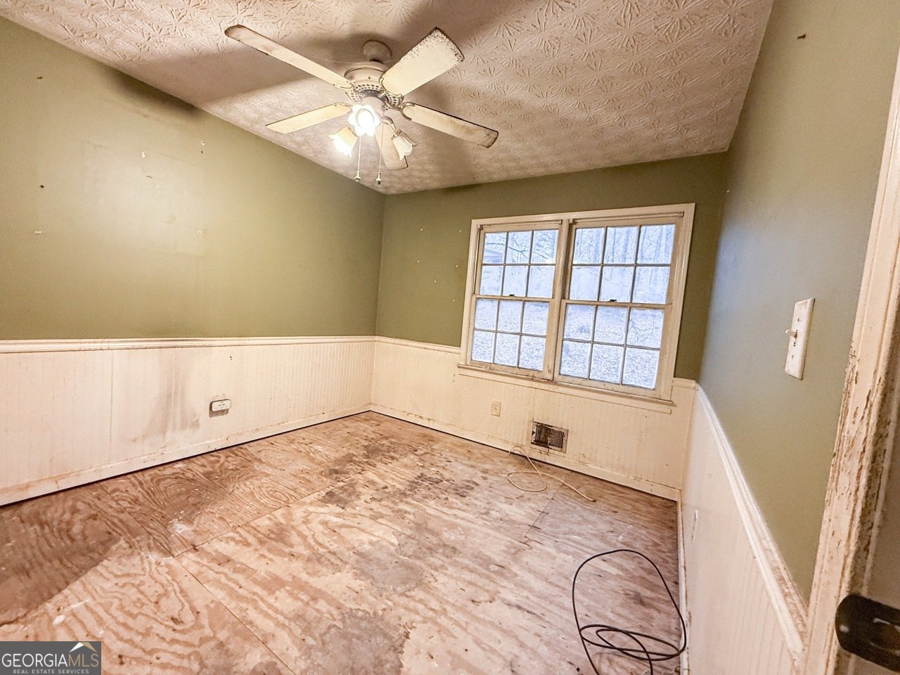 239 Cedar Mill Lane Woodstock - Photo 8