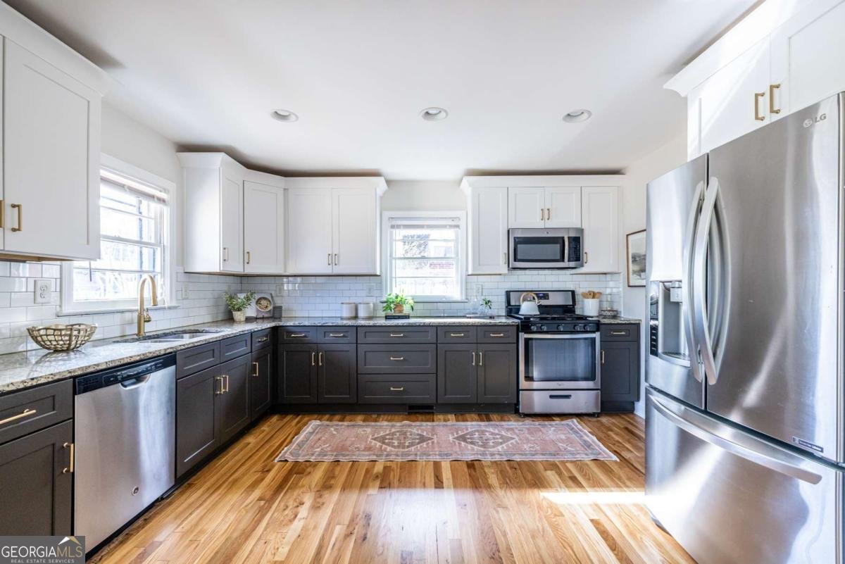 2061 Cloverdale Drive Atlanta - Photo 10