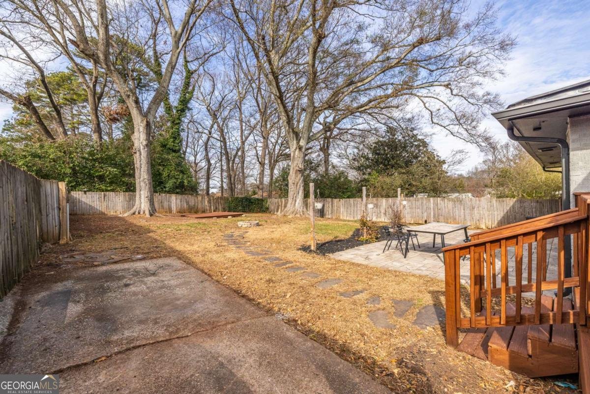 2061 Cloverdale Drive Atlanta - Photo 30