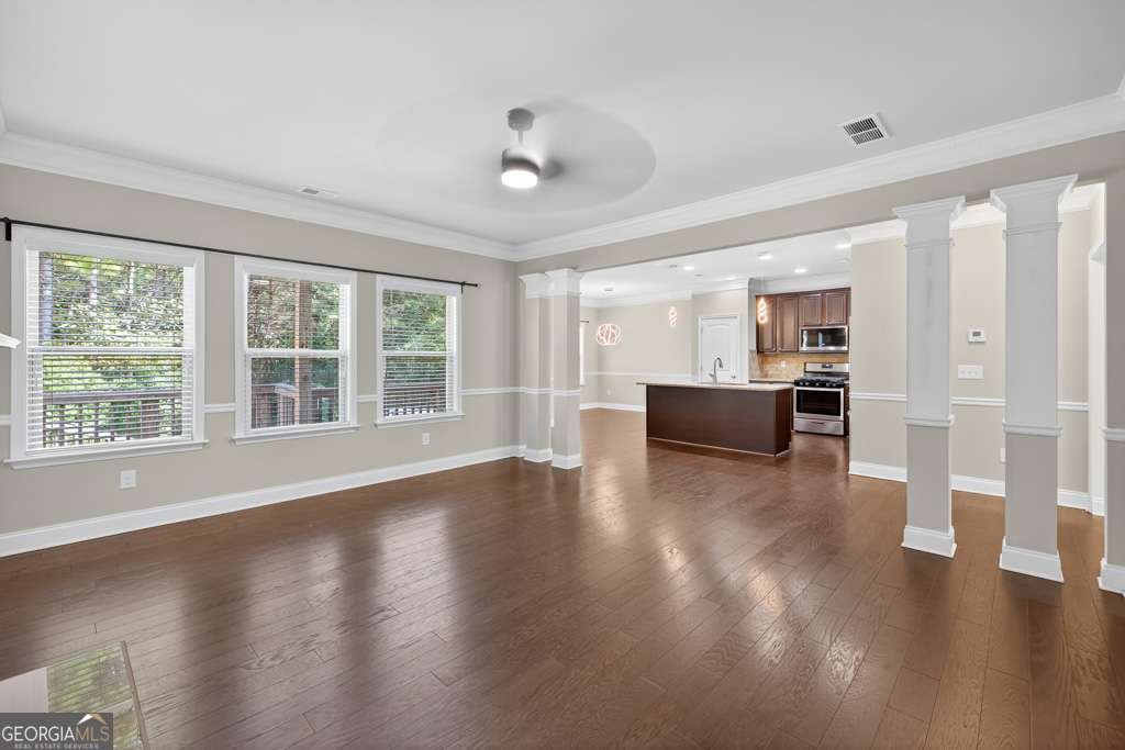 484 CRESTMONT Lane Canton - Photo 10