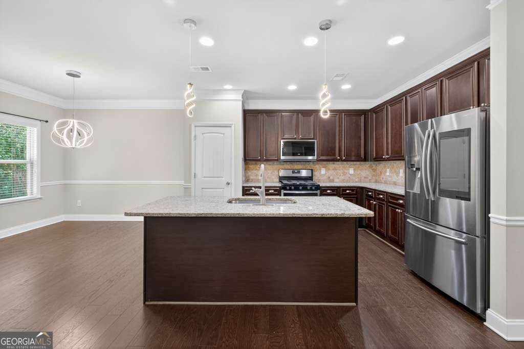 484 CRESTMONT Lane Canton - Photo 12