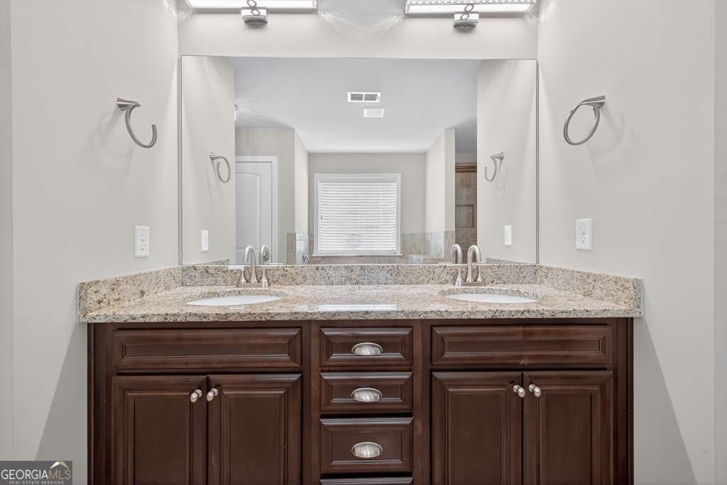 484 CRESTMONT Lane Canton - Photo 30