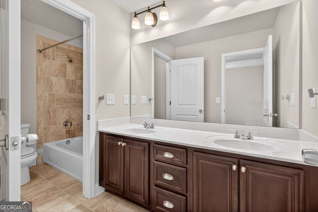 484 CRESTMONT Lane Canton - Photo 38