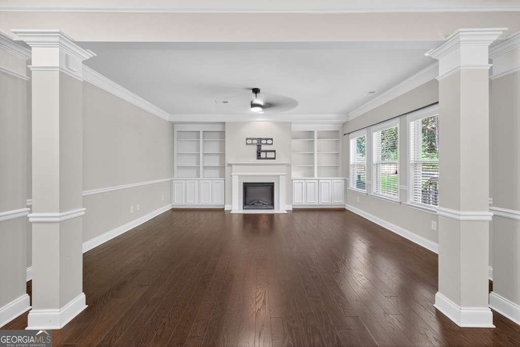 484 CRESTMONT Lane Canton - Photo 8