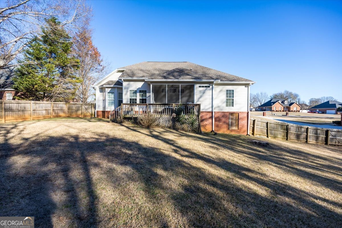 420 Southland Trail Byron - Photo 33