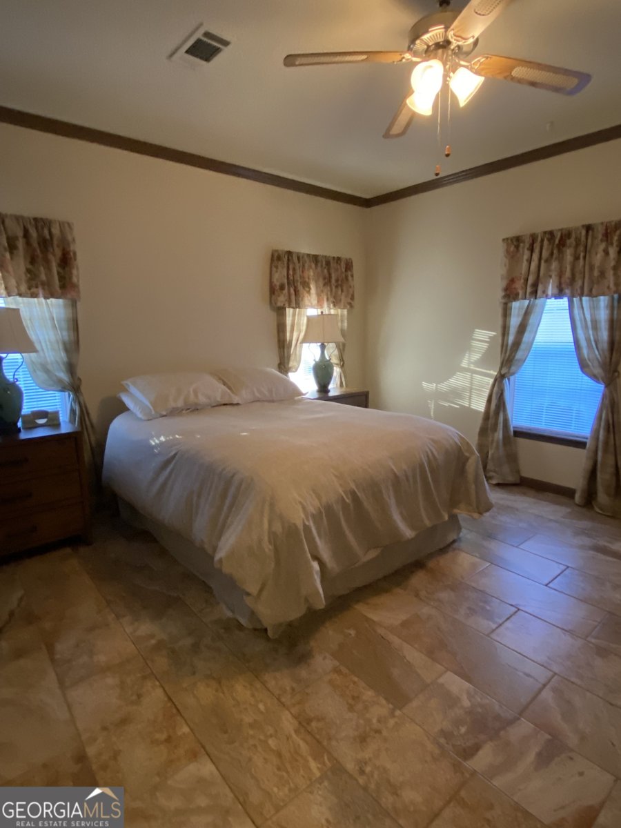 1008 Lakeshore Drive Abbeville - Photo 12