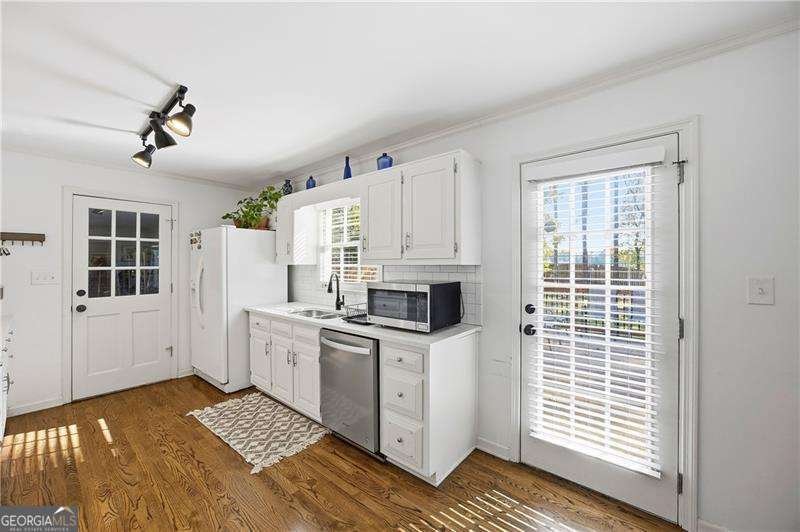 3832 EMERSON Street Marietta - Photo 9