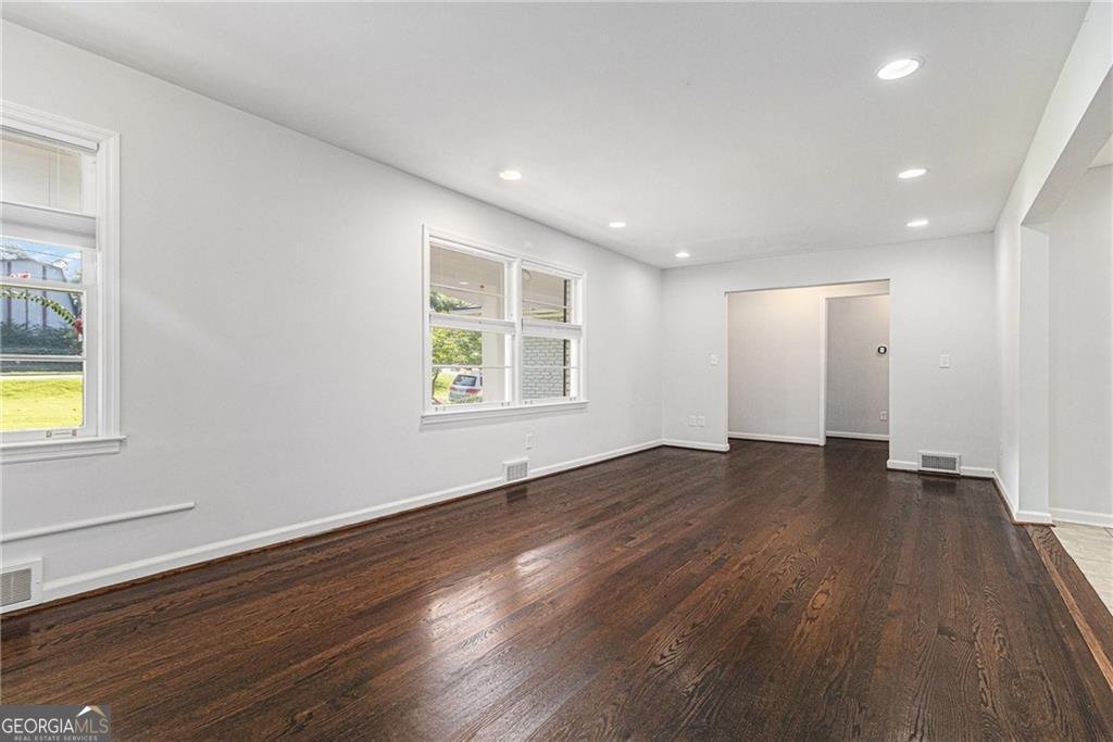 2378 Shallowford Road Atlanta - Photo 8