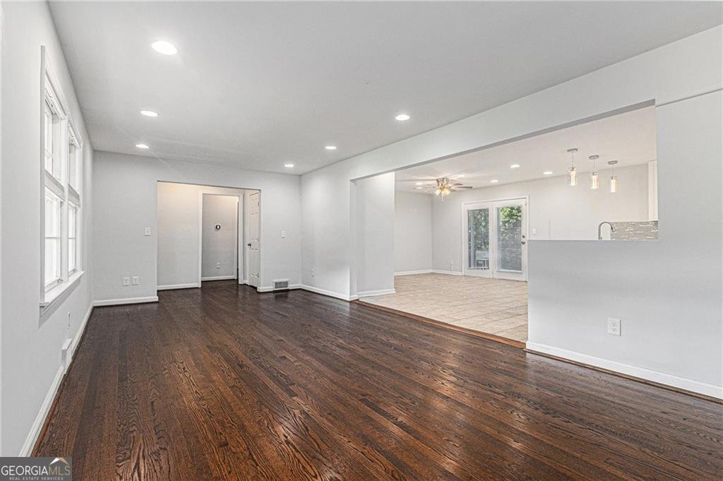 2378 Shallowford Road Atlanta - Photo 9