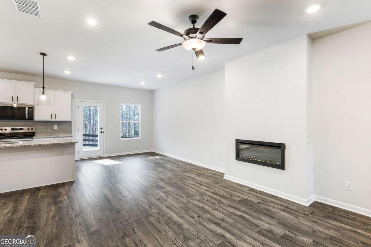 321 Yukon Drive Conyers - Photo 9