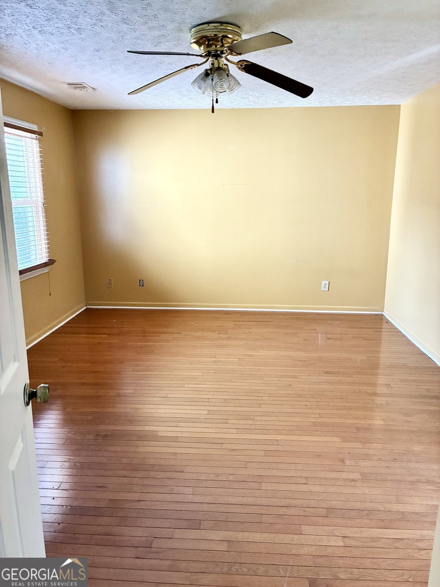 213 Linda Lane Lagrange - Photo 9