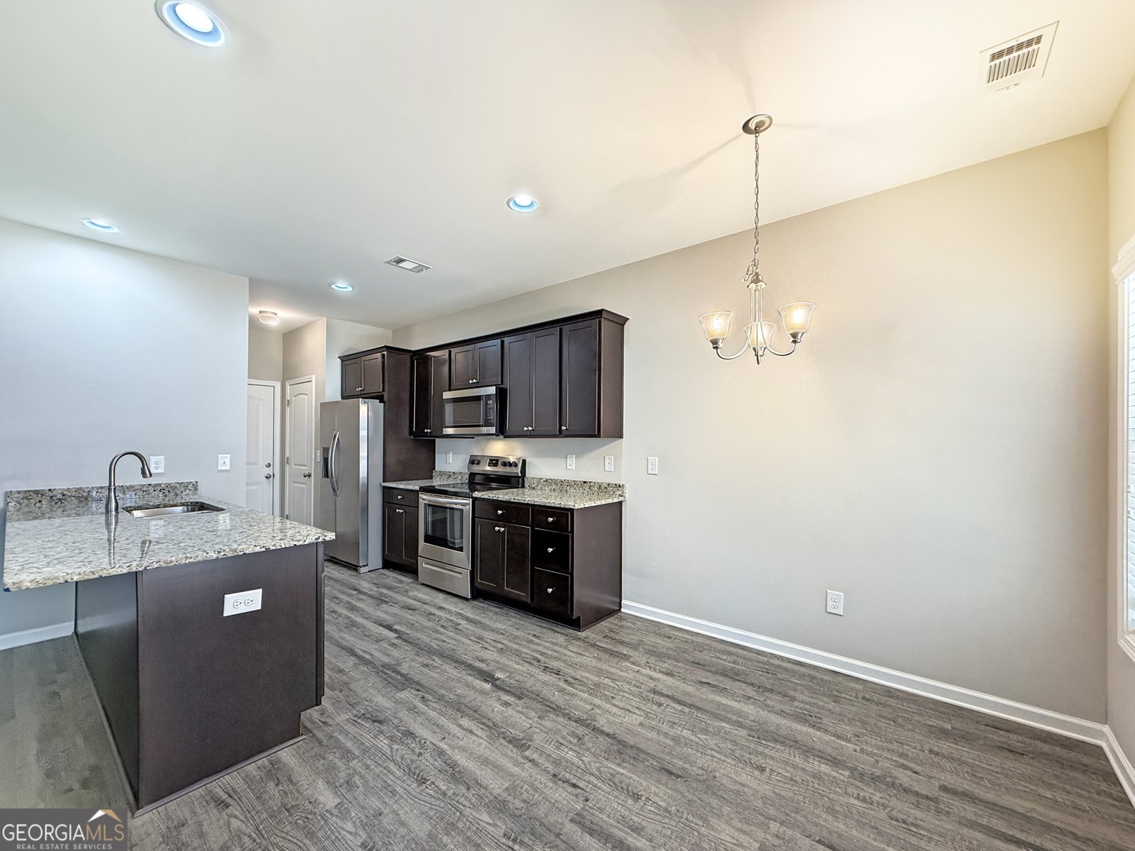 6369 Woodland Station Drive Lula - Photo 11