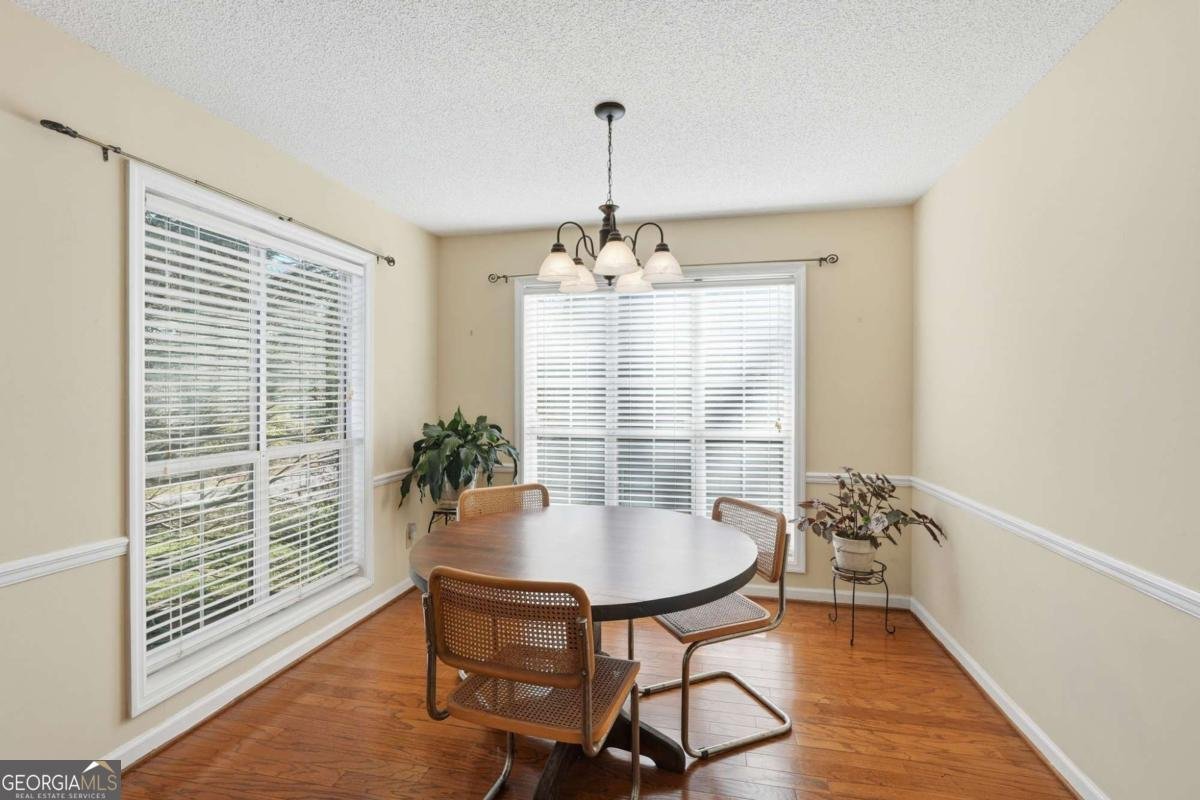 2240 Mcbrayer Court Cumming - Photo 8