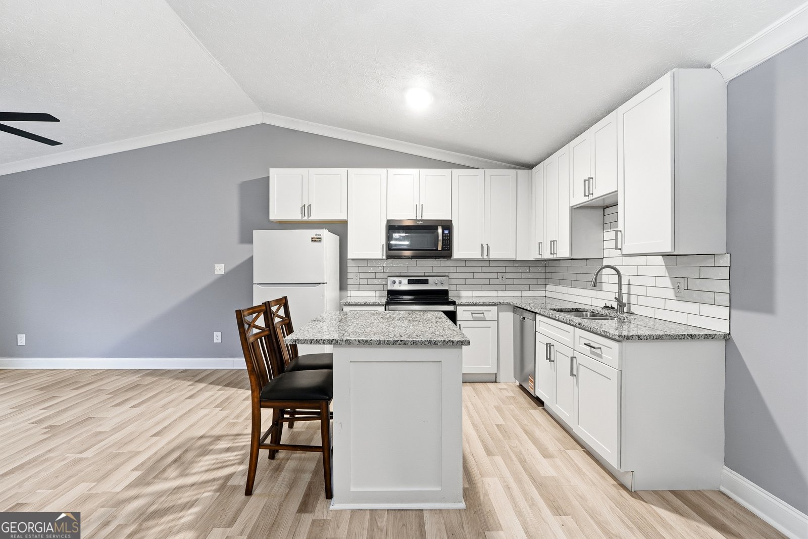 677 Tarkington Road Stone Mountain - Photo 10