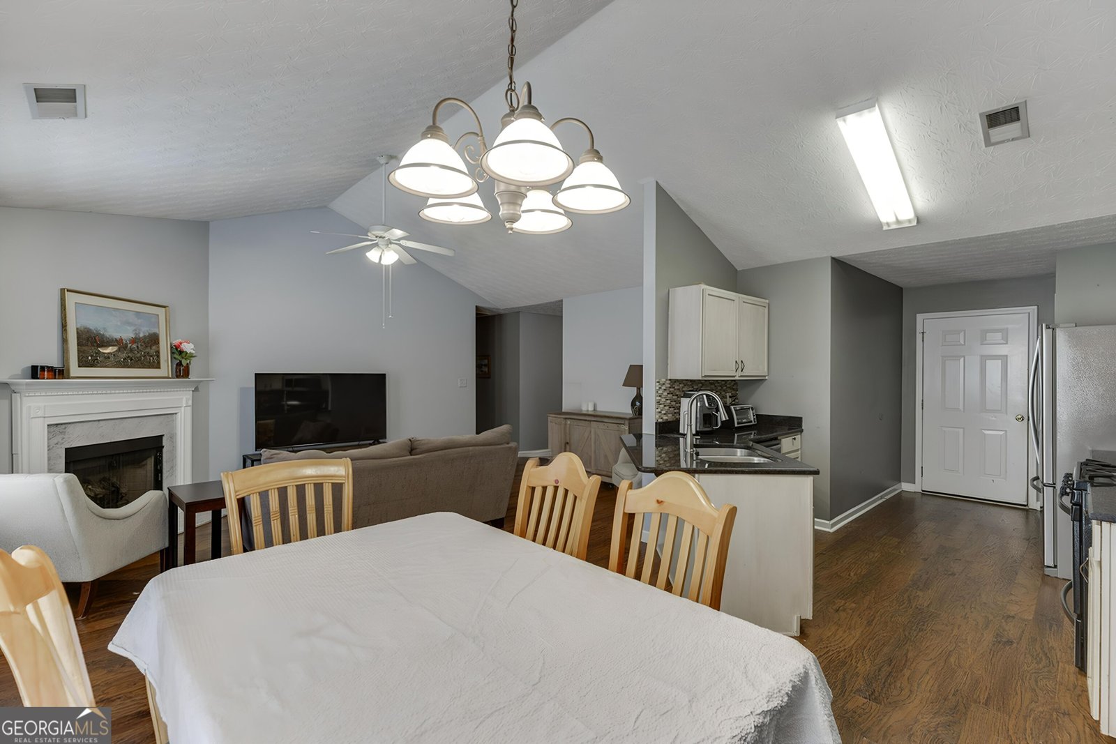 5411 Amber Cove Way Flowery Branch - Photo 9