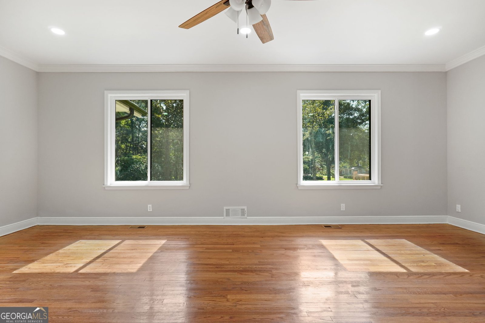 1099 Pine Valley Road Griffin - Photo 9