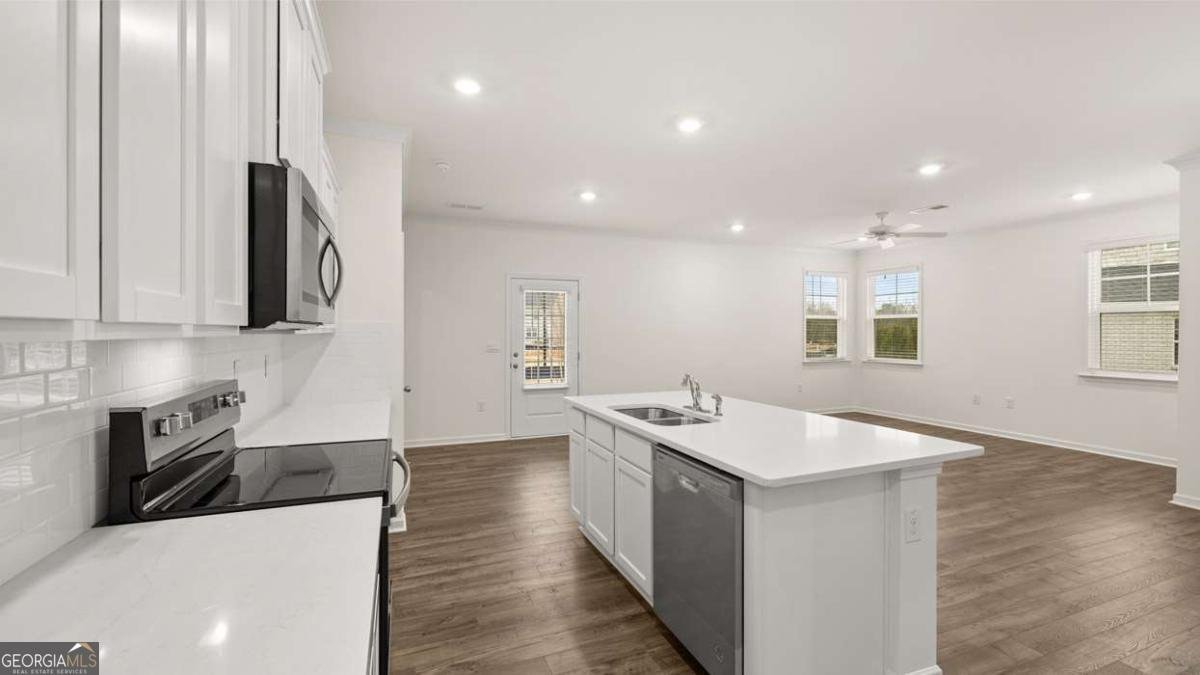 542 SILVER MOON Drive Loganville - Photo 13