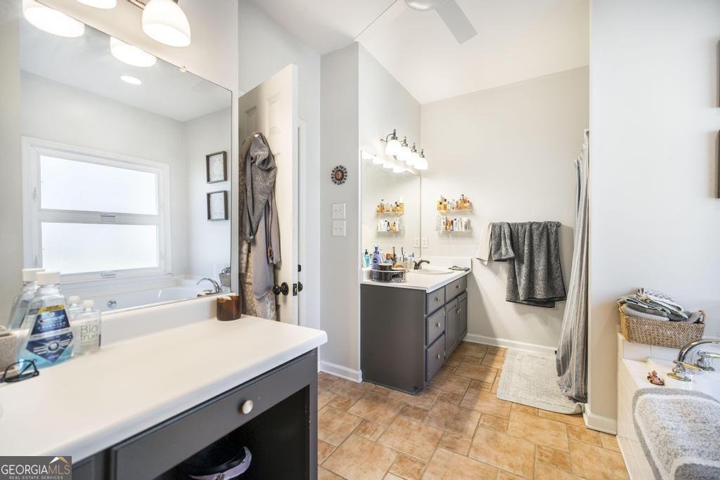 128 Springwood Court Macon - Photo 10