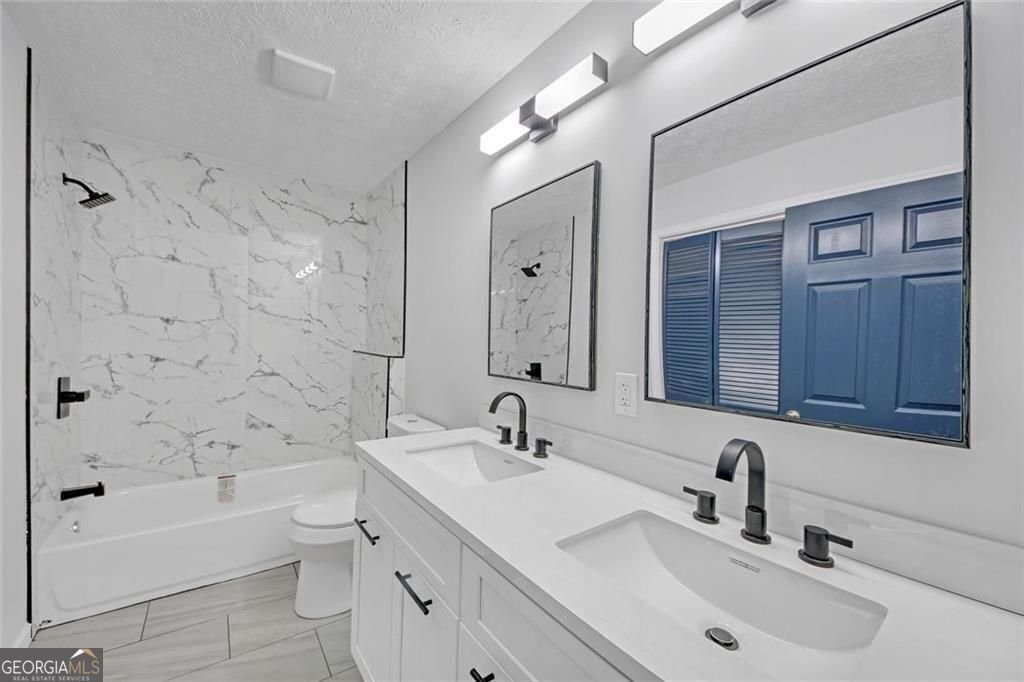 137 Creekview Drive Woodstock - Photo 12