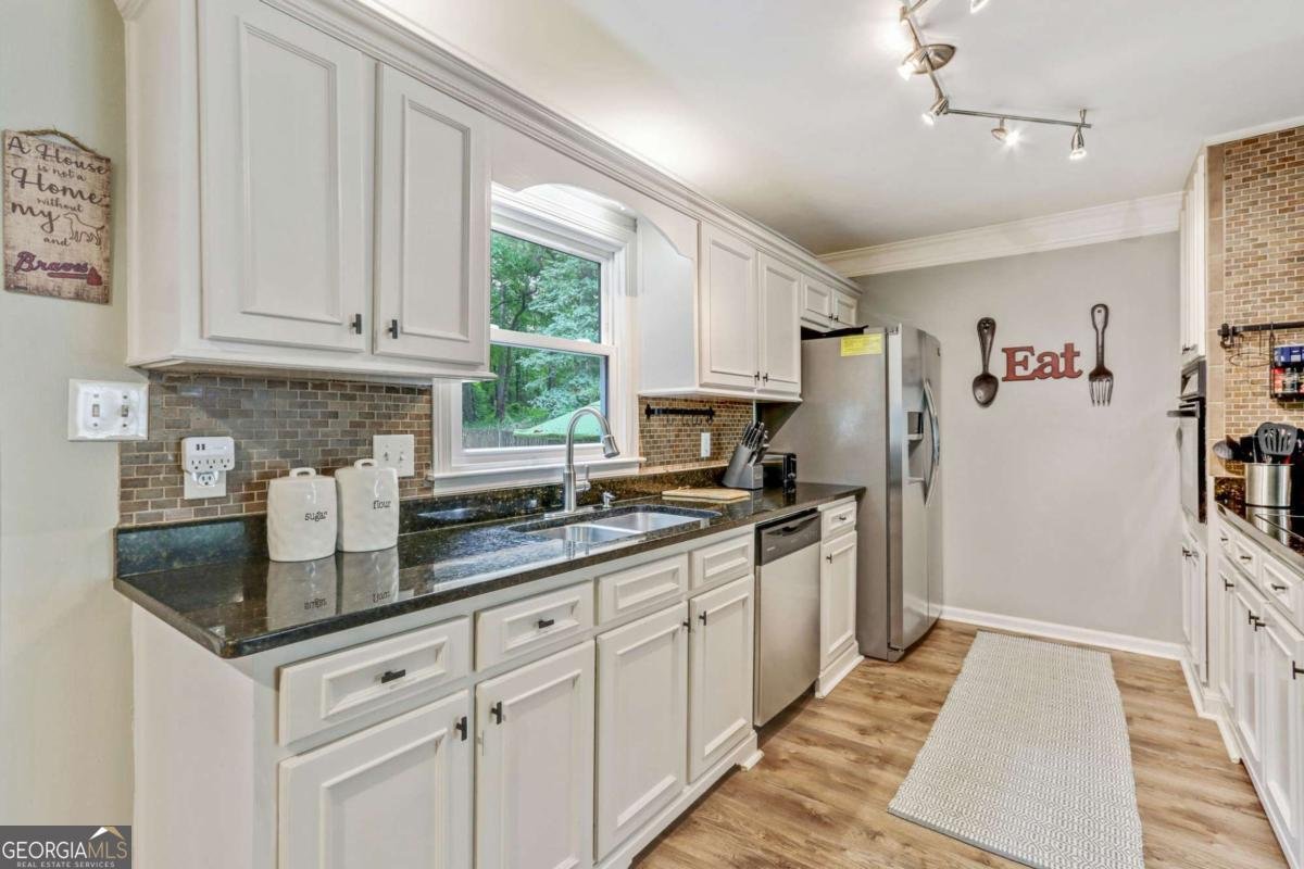 3605 Hickory Circle Smyrna - Photo 17