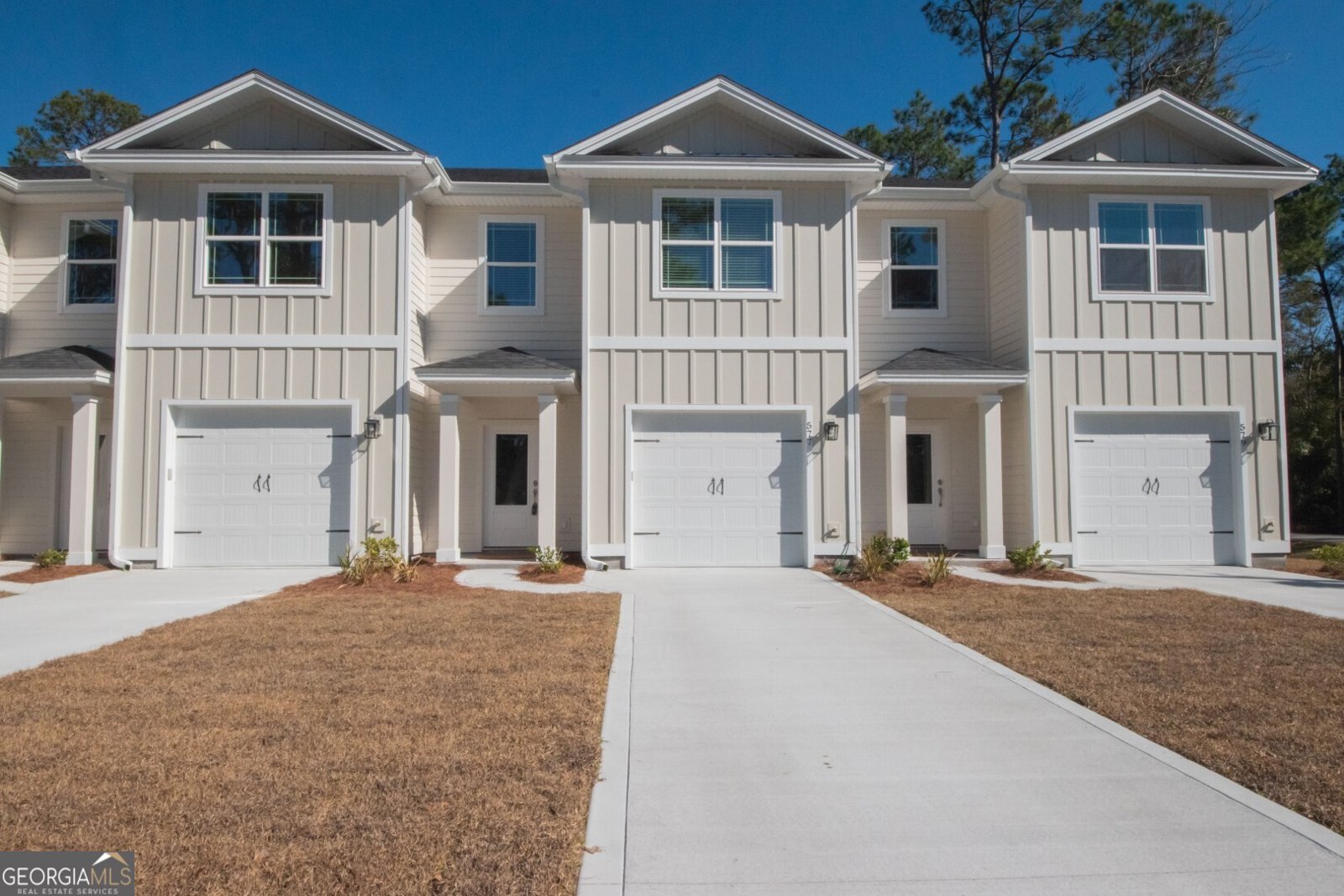 573 Arizona Kingsland - Photo 1