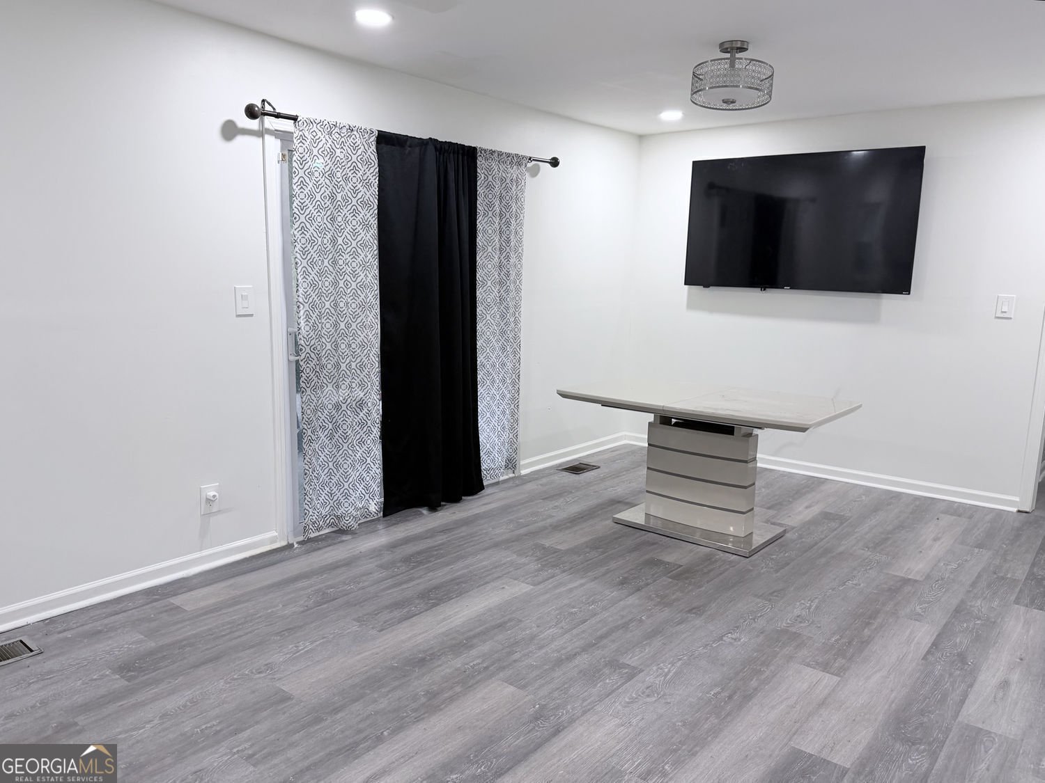 3878 Nielsen Court Clarkston - Photo 9