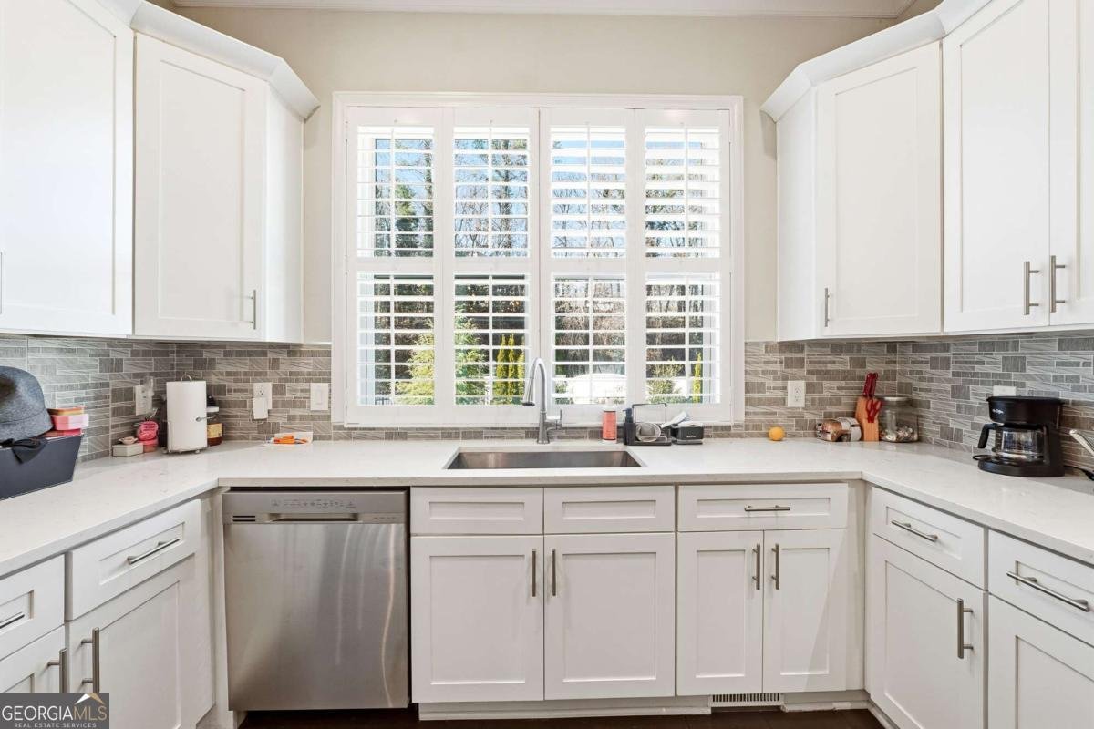 8005 Linfield Way Atlanta - Photo 12