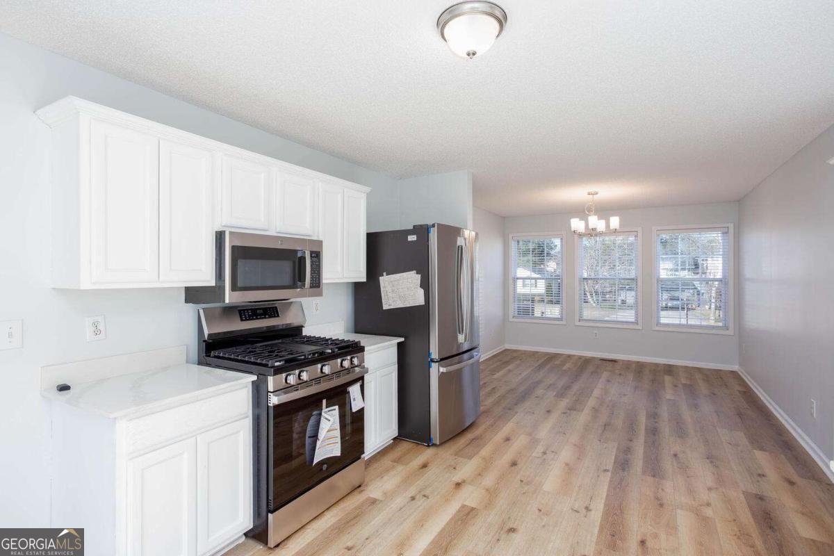 208 Windfield Drive Woodstock - Photo 10