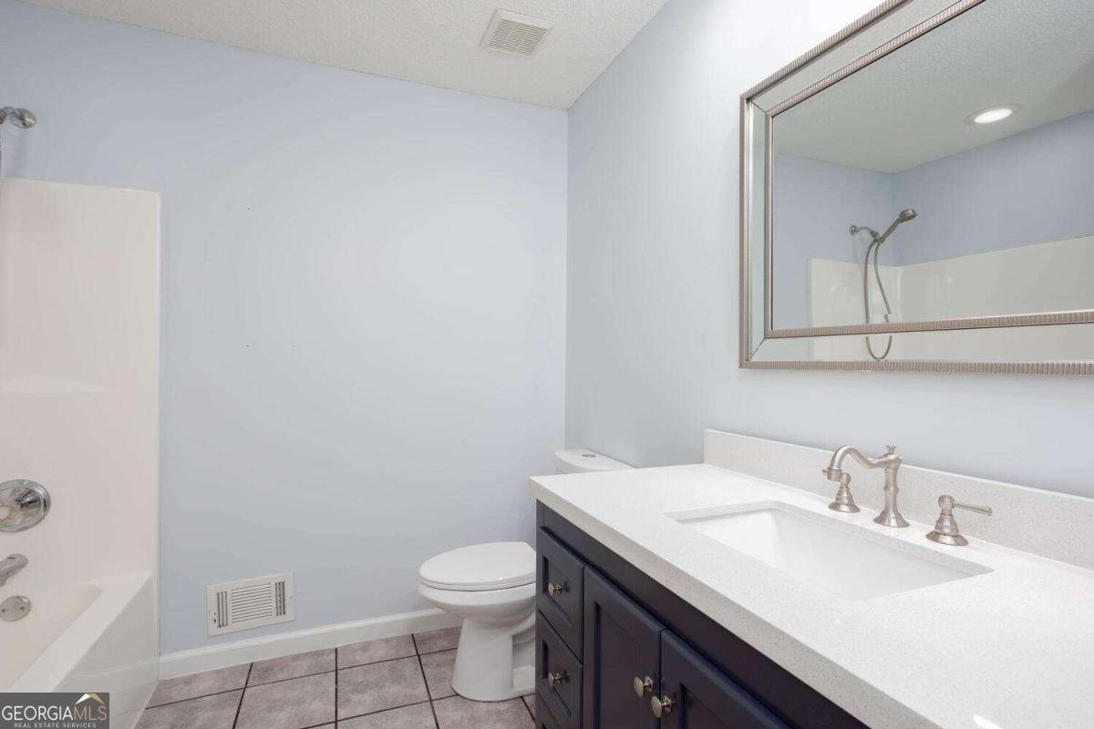 208 Windfield Drive Woodstock - Photo 17