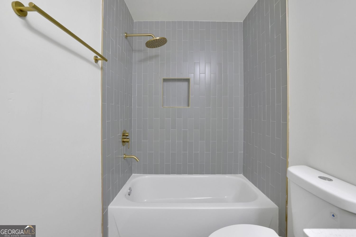 4220 Delamar Drive Cumming - Photo 34