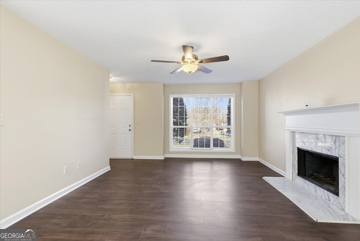 1319 Vine Circle McDonough - Photo 6