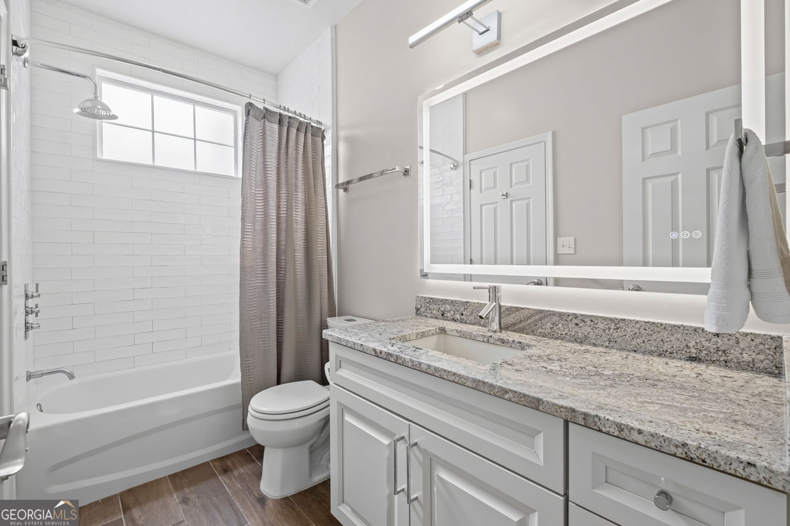 721 Sandringham Drive Milton - Photo 14