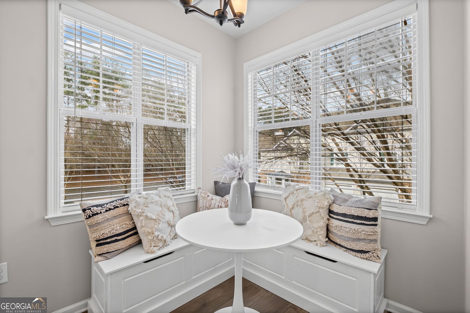 721 Sandringham Drive Milton - Photo 8