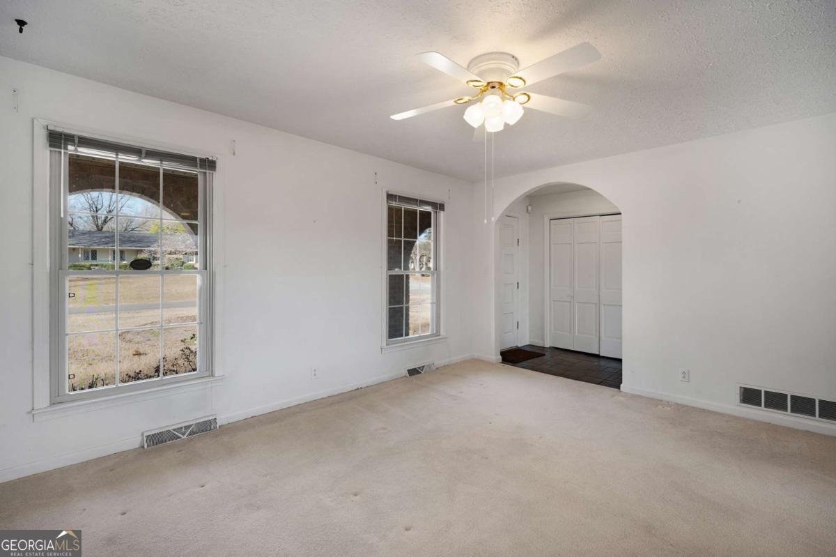 115 Windsor Drive Calhoun - Photo 10