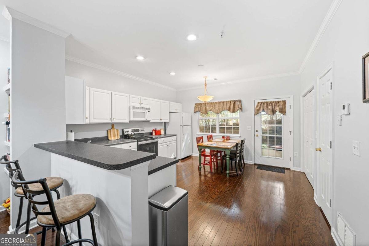 205 Woodstone Drive Athens - Photo 7