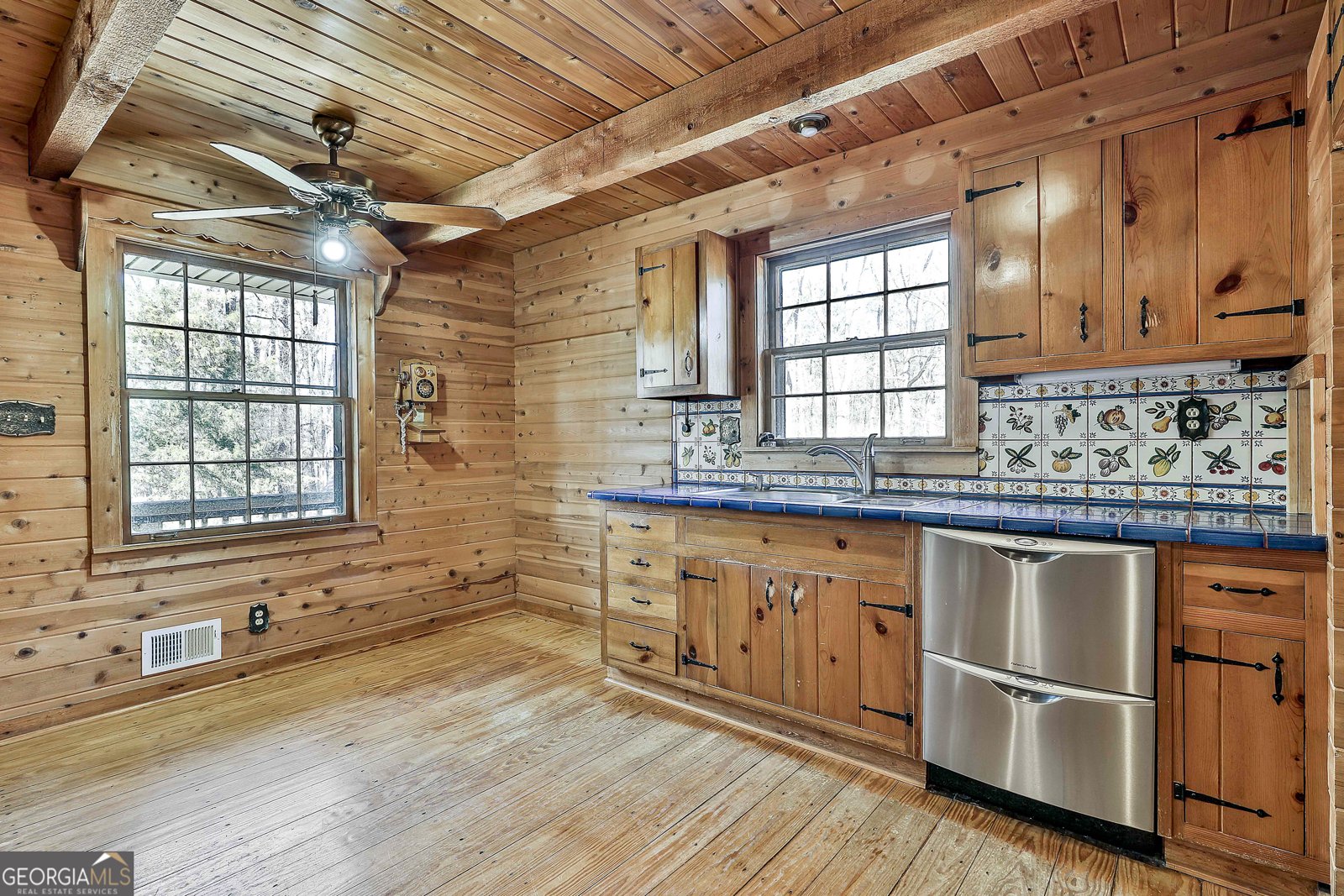 161 Mockingbird Lane Brooks - Photo 21