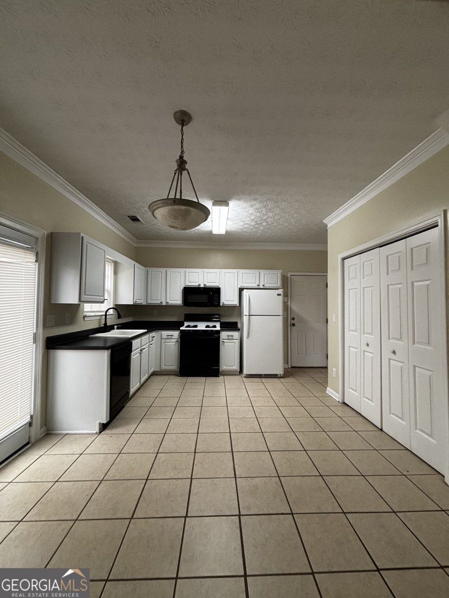 4320 Catalpa Court Ellenwood - Photo 10